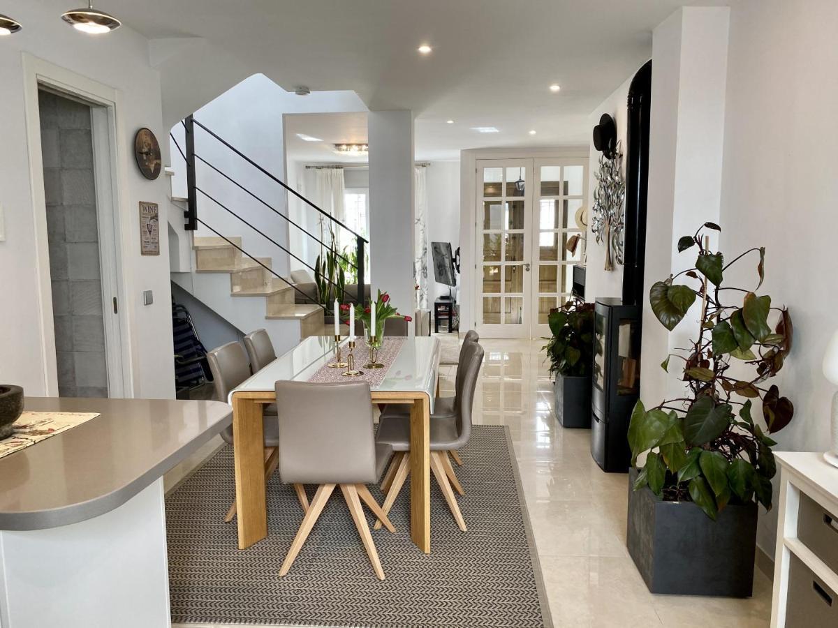 הוילה נרחה Casa Animas Casasol Centro מראה חיצוני תמונה